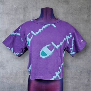 Champion‎ Reverse Weave Purple Script Logo Cropped Tee-Shirt Size Small Women J1